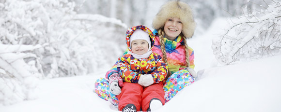 Lassen Sie sich traumhafte Familienferien in Lappland zusammenstellen
