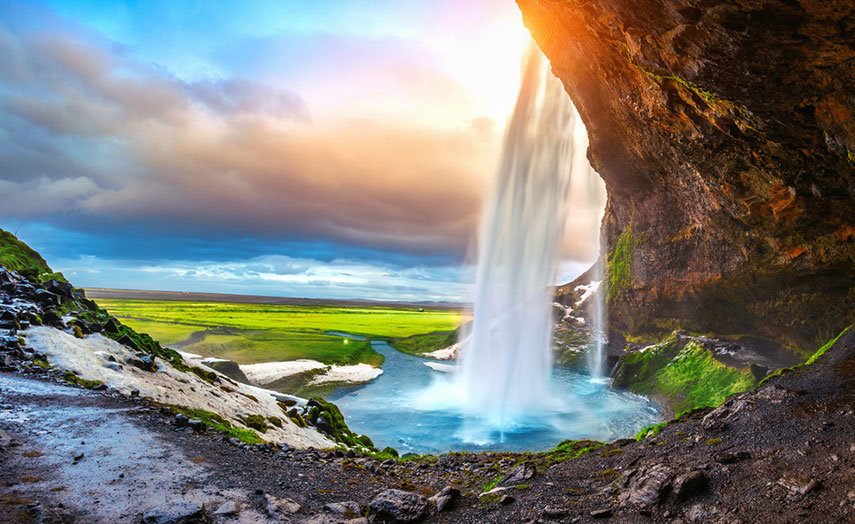 Island Urlaub Wasserfall Seljalandsfoss